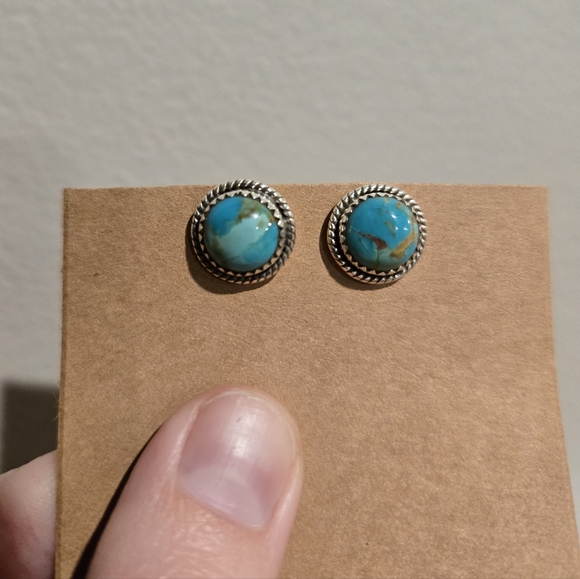 Handmade Jewelry - Round Turquoise Sterling Stud Earrings 422